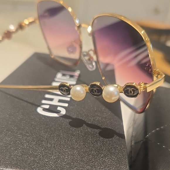 CHANEL Gold Frame Sunglasses with Purple Gradient Lenses - Picture 3 of 9